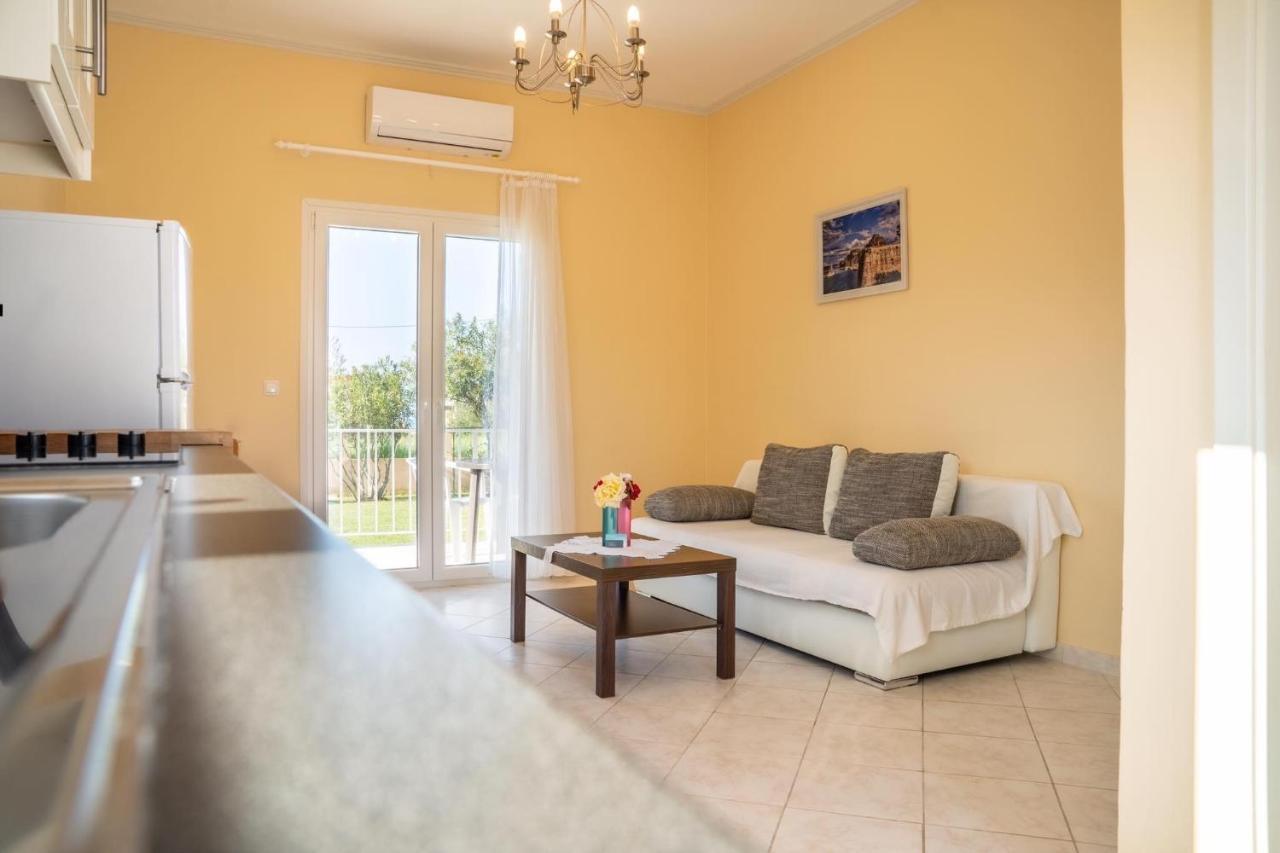 Botzoris Apartments Сідарі Екстер'єр фото