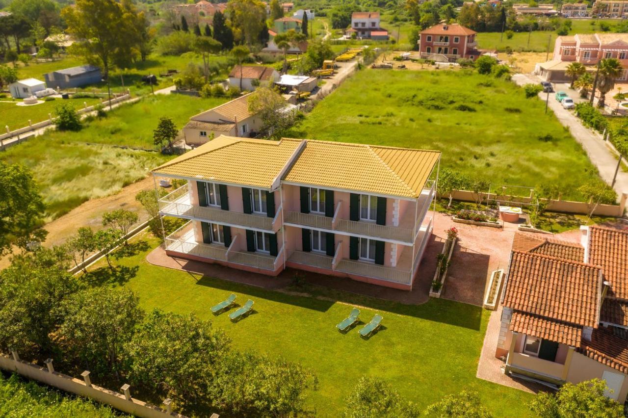 Botzoris Apartments Сідарі Екстер'єр фото