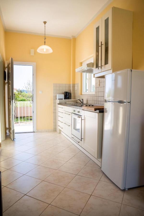 Botzoris Apartments Сідарі Екстер'єр фото