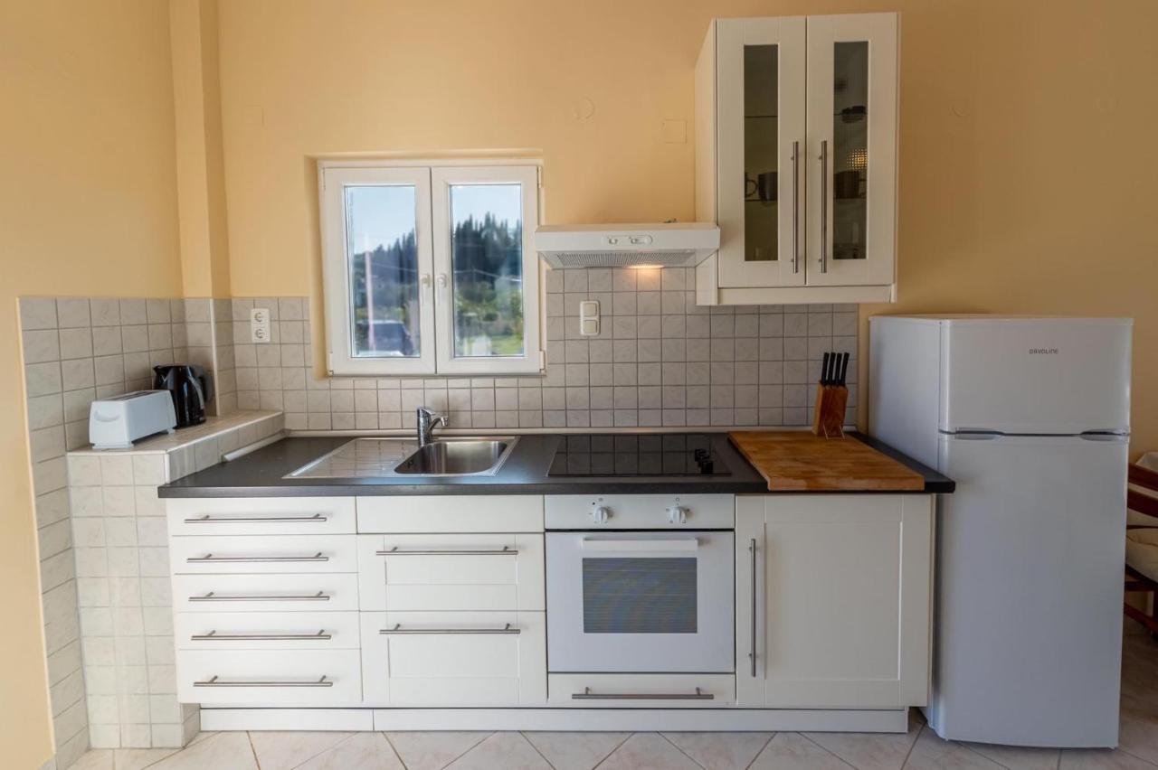 Botzoris Apartments Сідарі Екстер'єр фото