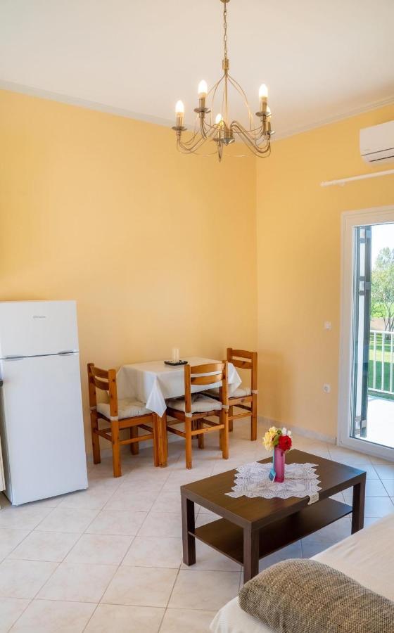 Botzoris Apartments Сідарі Екстер'єр фото